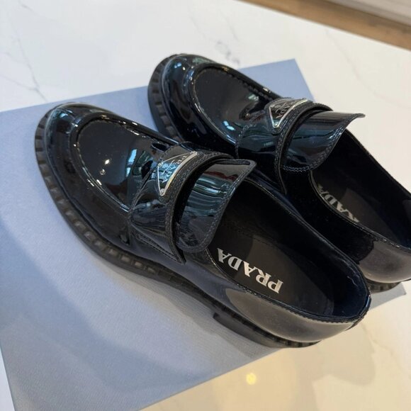 Prada Black Patent Leather triangle Logo Loafers 38 US 8 - Picture 3 of 5